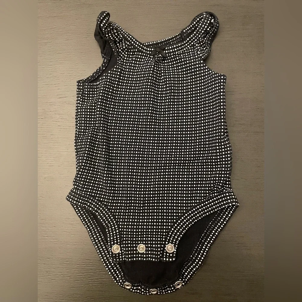 Carter’s Newborn Baby Girl Pink, Black and Tan Onsies Outfits Bundle NWOT - Picture 8 of 14